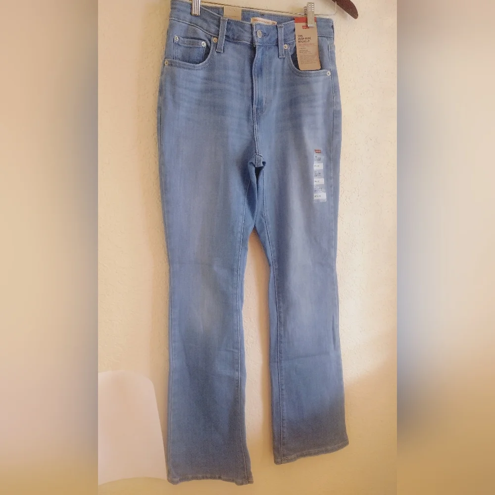 Levi's 725 High Rise Boot cut Denim Jeans - Picture 5 of 9